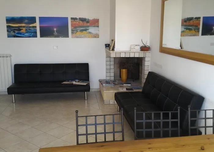 Konukevi Gelsimori Otranto